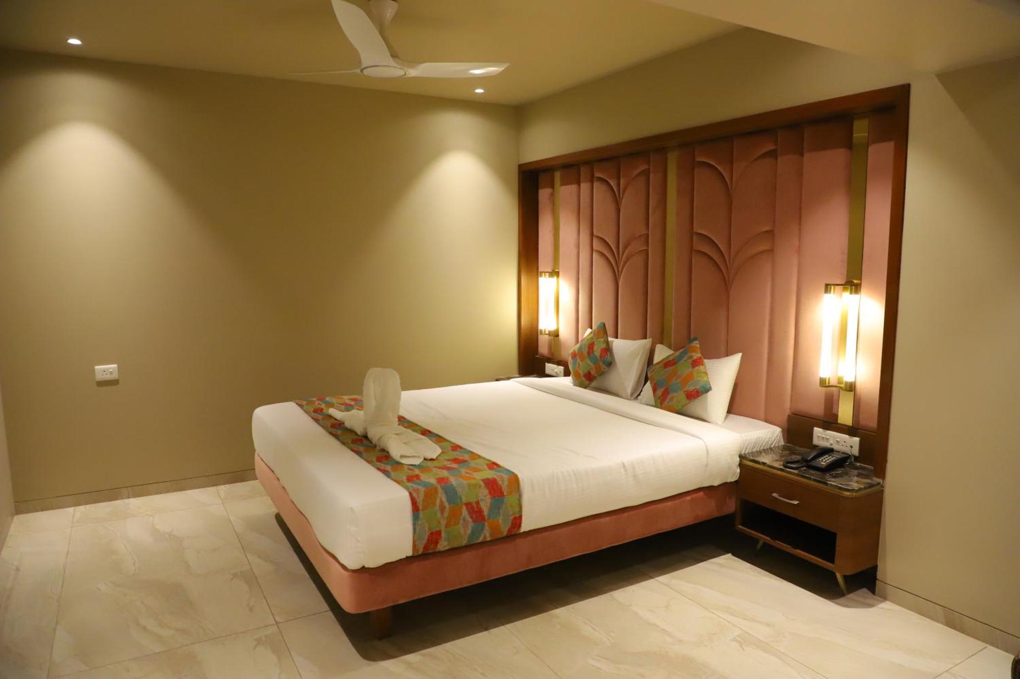 Le Vivanta Virar Экстерьер фото