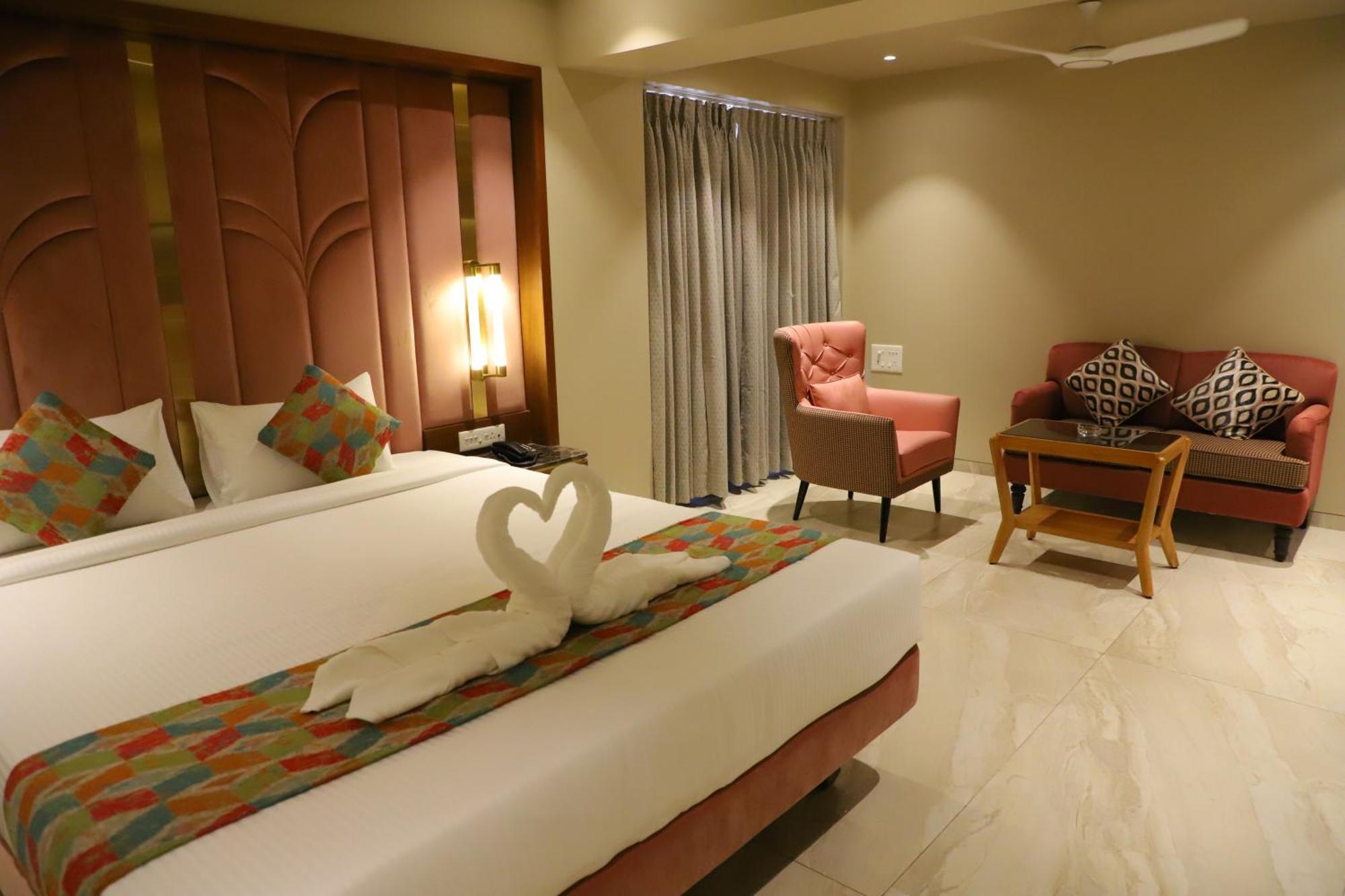 Le Vivanta Virar Экстерьер фото