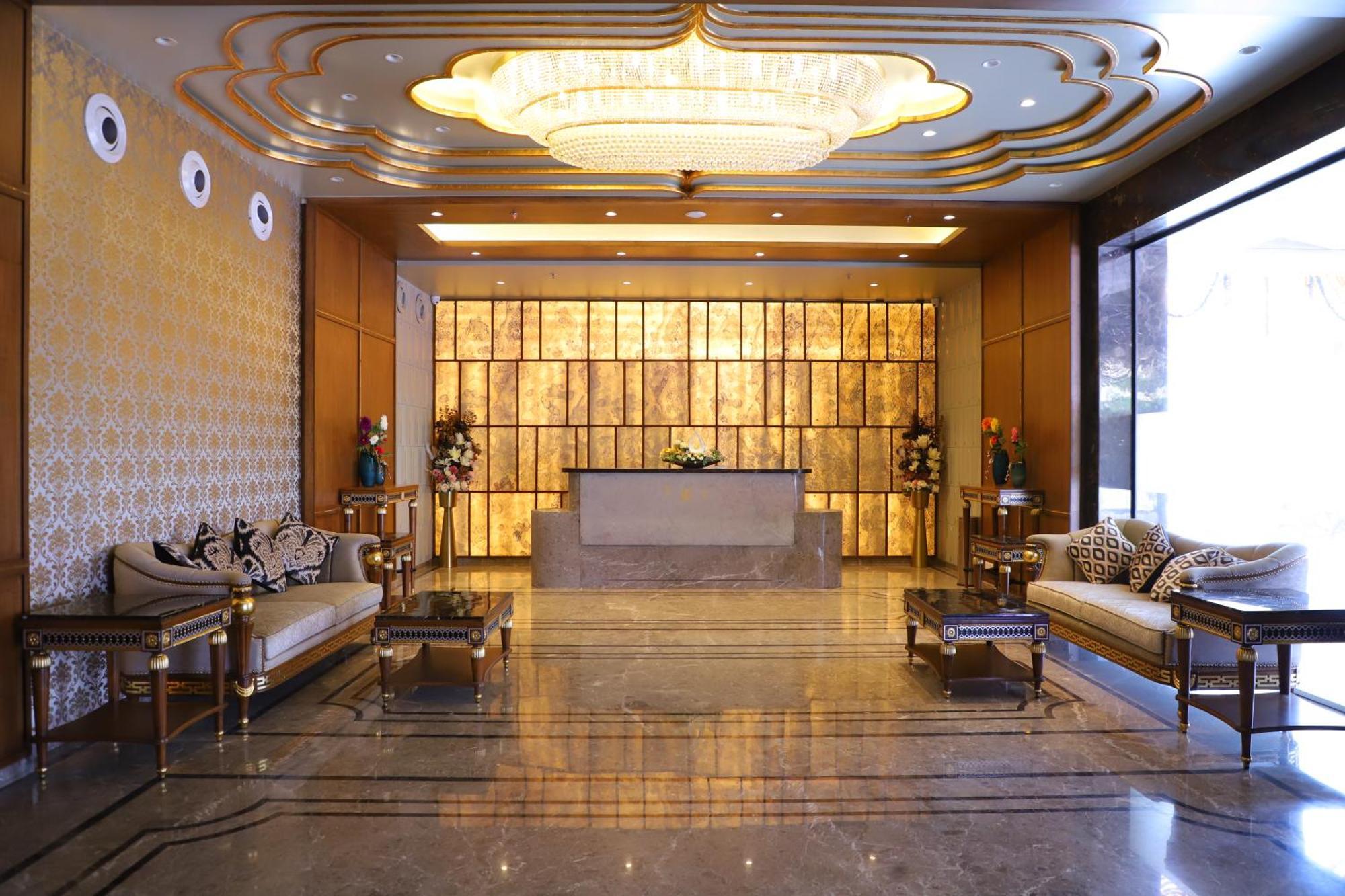 Le Vivanta Virar Экстерьер фото