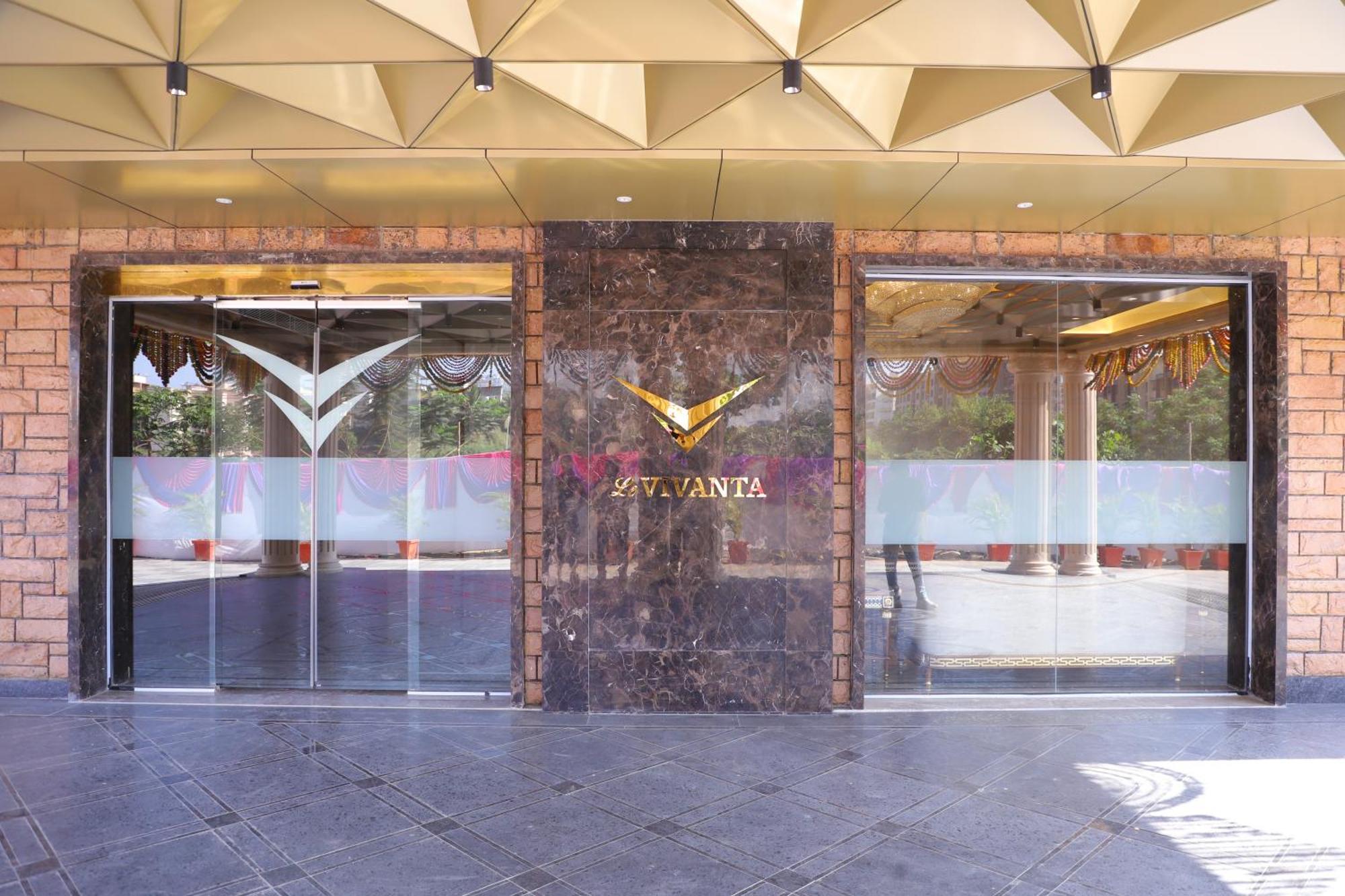 Le Vivanta Virar Экстерьер фото