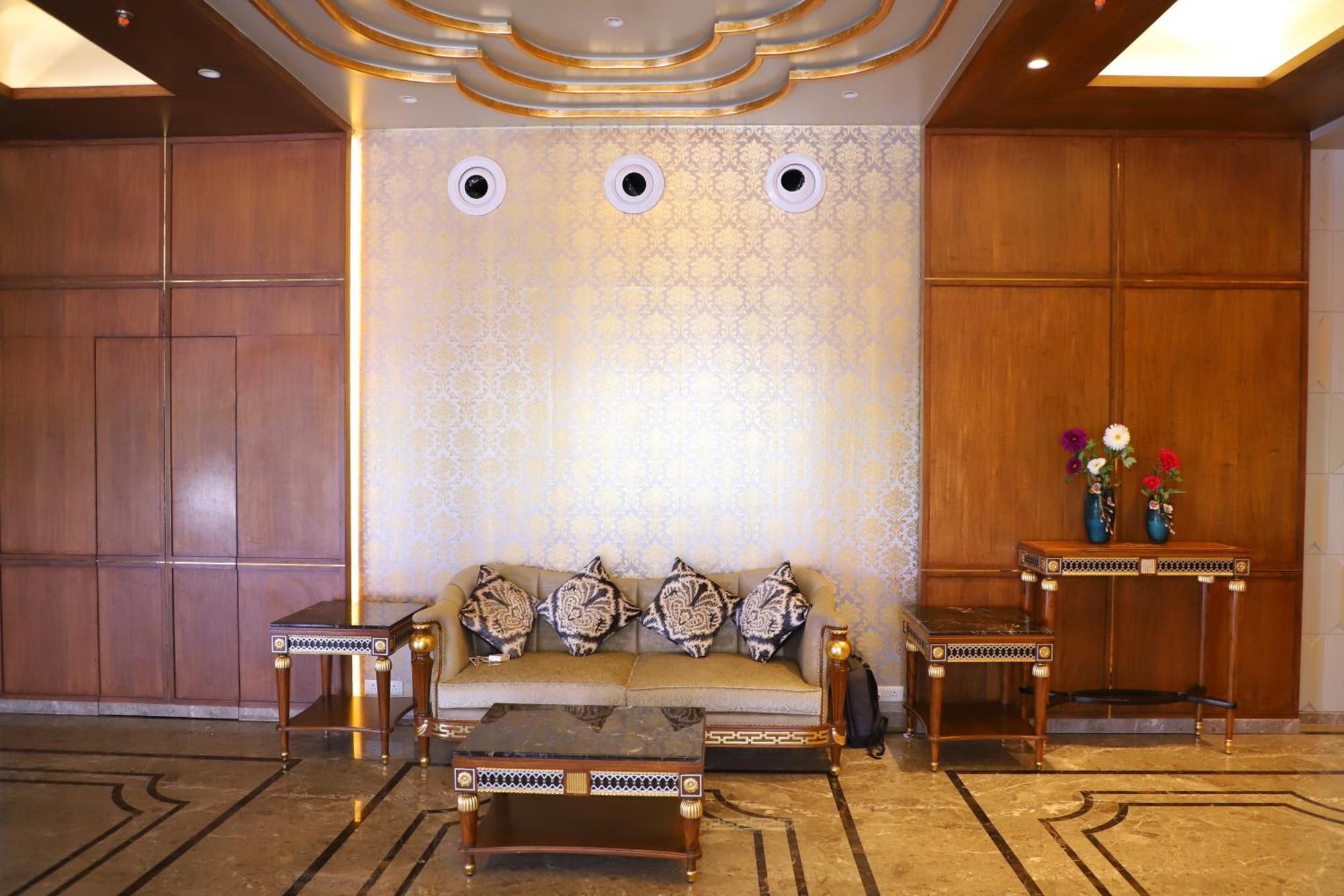 Le Vivanta Virar Экстерьер фото